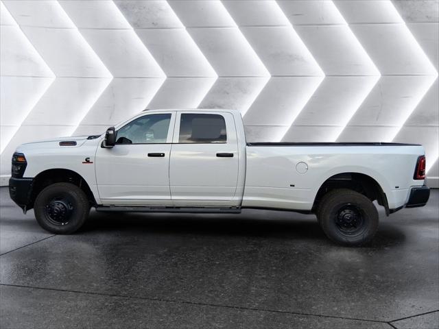 2026 RAM Ram 3500 RAM 3500 TRADESMAN CREW CAB 4X4 8 BOX