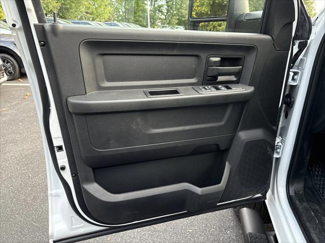 2026 Ram 3500 Tradesman Crew Cab 4x4 8' Box