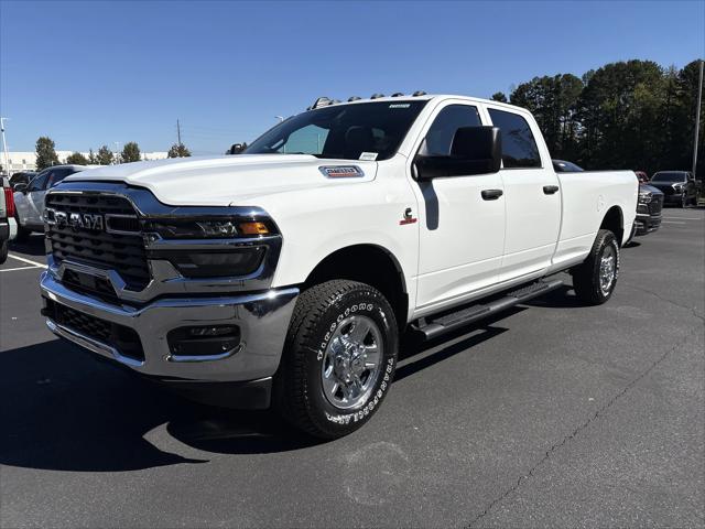 2026 Ram 2500 Tradesman Crew Cab 4x4 8' Box
