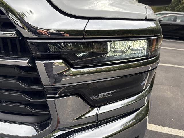 2026 Ram 2500 Tradesman Crew Cab 4x4 8 Box
