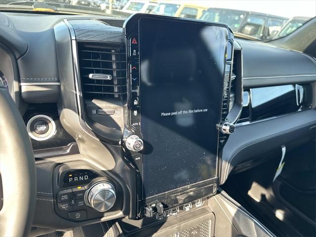 2026 RAM Ram 1500 RAM 1500 LIMITED CREW CAB 4X4 57 BOX