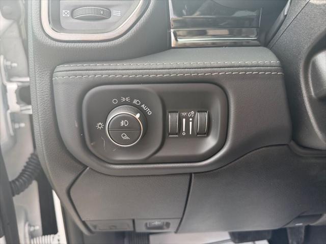 2026 Ram 3500 Limited Crew Cab 4x4 8' Box