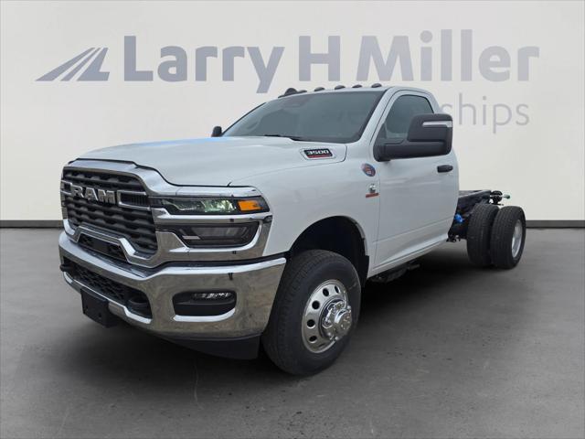 2026 RAM Ram 3500 Chassis Cab RAM 3500 TRADESMAN CHASSIS REGULAR CAB 4X4 60 CA