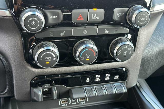 2026 Ram 1500 Big Horn Crew Cab 4x4 5'7" Box