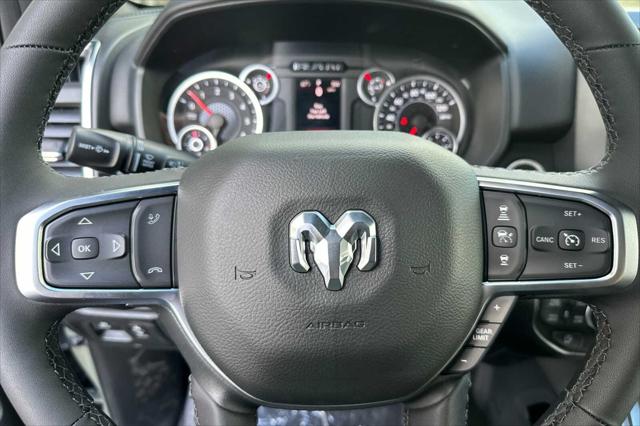 2026 Ram 1500 Big Horn Crew Cab 4x4 5'7" Box