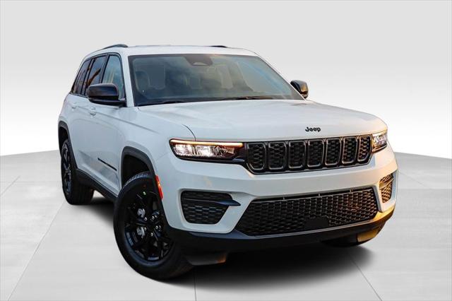 2025 Jeep Grand Cherokee GRAND CHEROKEE ALTITUDE 4X4
