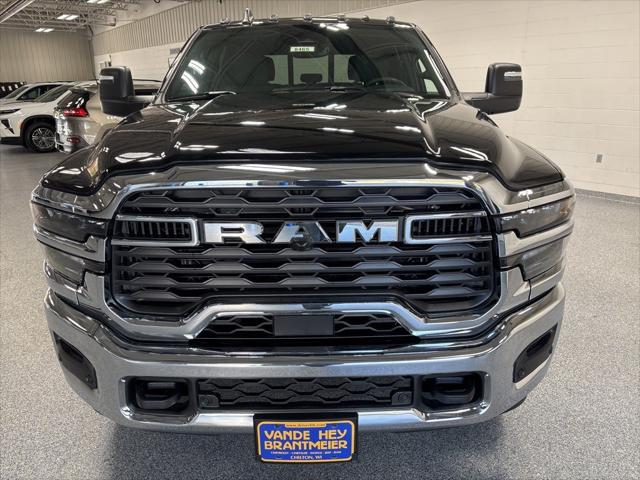 2026 RAM Ram 2500 RAM 2500 TRADESMAN CREW CAB 4X4 64 BOX 2026 RAM Ram 2500 RAM 2500 TRADESMAN CREW CAB 4X4 64 BOX