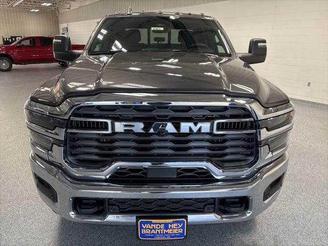 2026 RAM Ram 2500 RAM 2500 TRADESMAN CREW CAB 4X4 64 BOX 2026 RAM Ram 2500 RAM 2500 TRADESMAN CREW CAB 4X4 64 BOX