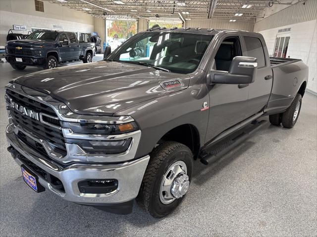 2026 RAM Ram 3500 RAM 3500 TRADESMAN CREW CAB 4X4 8 BOX 2026 RAM Ram 3500 RAM 3500 TRADESMAN CREW CAB 4X4 8 BOX