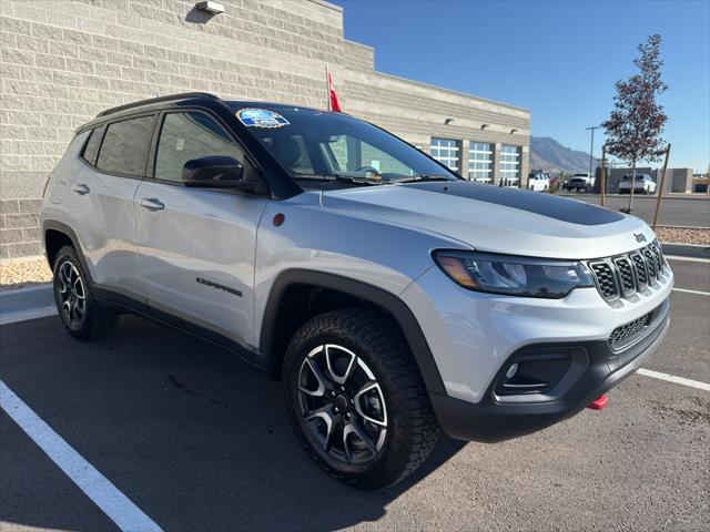 2026 Jeep Compass COMPASS TRAILHAWK 4X4 2026 Jeep Compass COMPASS TRAILHAWK 4X4