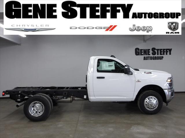 2026 RAM Ram 3500 Chassis Cab RAM 3500 TRADESMAN CHASSIS REGULAR CAB 4X4 60 CA