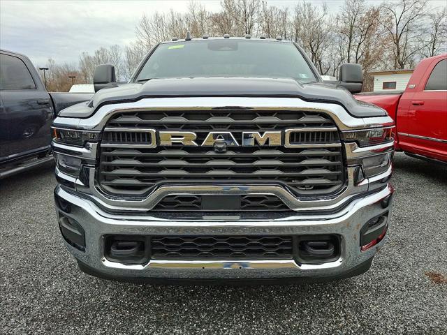 2026 RAM Ram 3500 RAM 3500 TRADESMAN CREW CAB 4X4 8 BOX