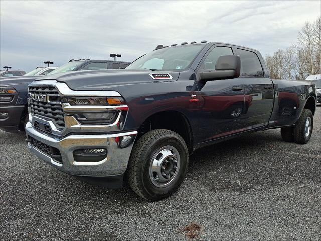 2026 RAM Ram 3500 RAM 3500 TRADESMAN CREW CAB 4X4 8 BOX