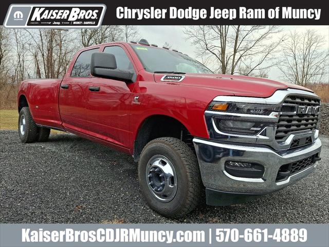 2026 RAM Ram 3500 RAM 3500 TRADESMAN CREW CAB 4X4 8 BOX
