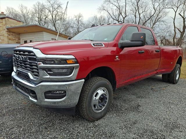 2026 RAM Ram 3500 RAM 3500 TRADESMAN CREW CAB 4X4 8 BOX