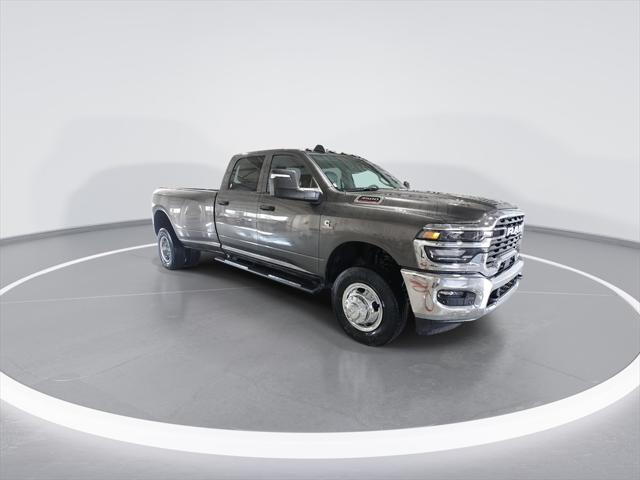 2026 RAM Ram 3500 RAM 3500 TRADESMAN CREW CAB 4X4 8 BOX 2026 RAM Ram 3500 RAM 3500 TRADESMAN CREW CAB 4X4 8 BOX