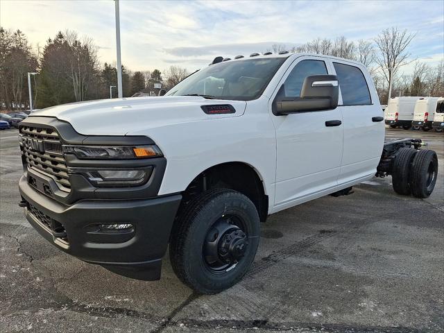 2026 RAM Ram 3500 Chassis Cab RAM 3500 TRADESMAN CREW CAB CHASSIS 4X4 60 CA