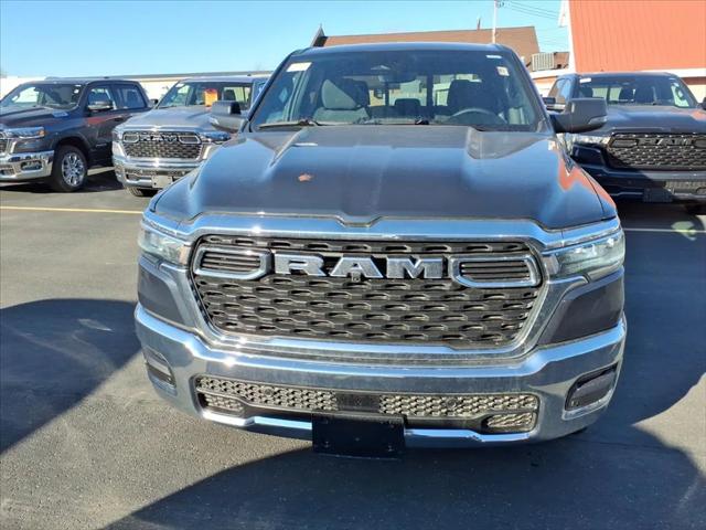 2026 Ram 1500 Big Horn Crew Cab 4x4 5'7" Box