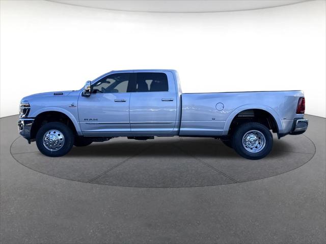 2026 RAM Ram 3500 RAM 3500 LIMITED CREW CAB 4X4 8 BOX