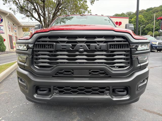 2026 RAM Ram 3500 RAM 3500 TRADESMAN CREW CAB 4X4 8 BOX