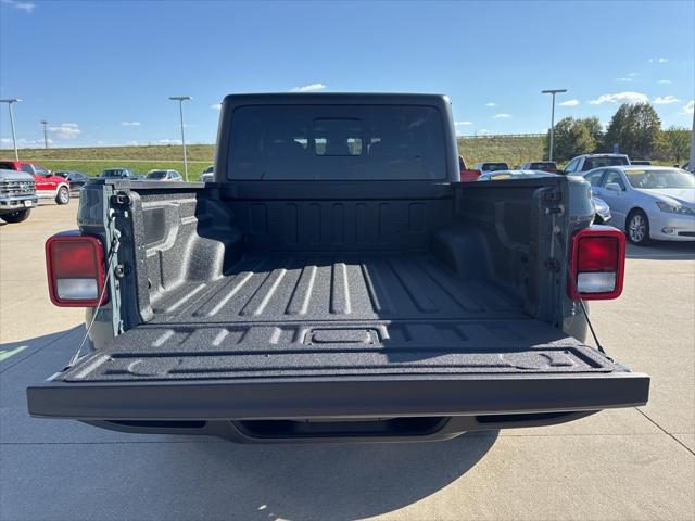 2025 Jeep Gladiator GLADIATOR SPORT S 4X4 2025 Jeep Gladiator GLADIATOR SPORT S 4X4