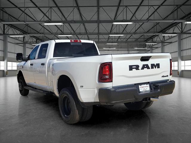 2026 RAM Ram 3500 RAM 3500 TRADESMAN CREW CAB 4X4 8 BOX