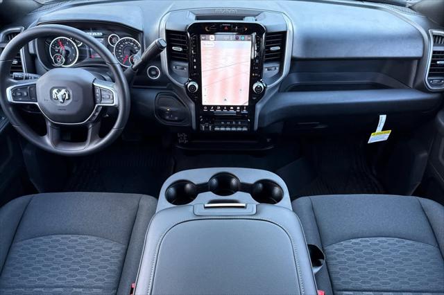 2026 RAM Ram 3500 RAM 3500 TRADESMAN CREW CAB 4X4 8 BOX