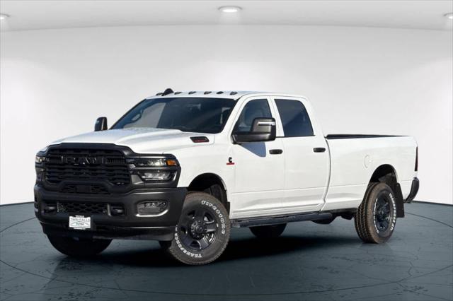 2026 RAM Ram 3500 RAM 3500 TRADESMAN CREW CAB 4X4 8 BOX