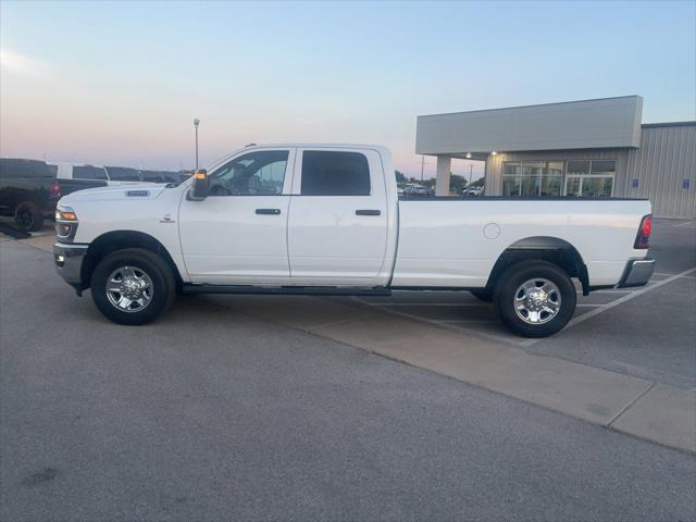 2026 RAM Ram 3500 RAM 3500 TRADESMAN CREW CAB 4X4 8 BOX 2026 RAM Ram 3500 RAM 3500 TRADESMAN CREW CAB 4X4 8 BOX