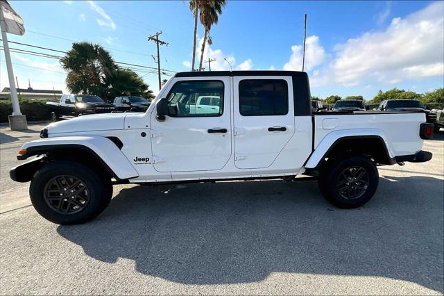 2025 Jeep Gladiator GLADIATOR SPORT S 4X4 2025 Jeep Gladiator GLADIATOR SPORT S 4X4
