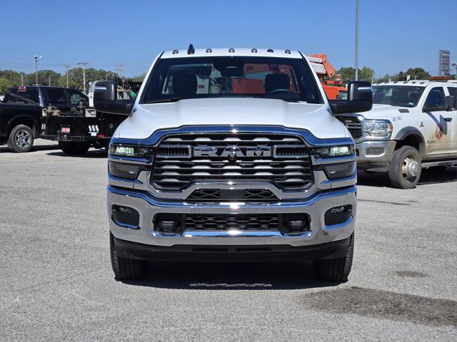 2026 RAM Ram 3500 Chassis Cab RAM 3500 TRADESMAN CHASSIS REGULAR CAB 4X4 60 CA