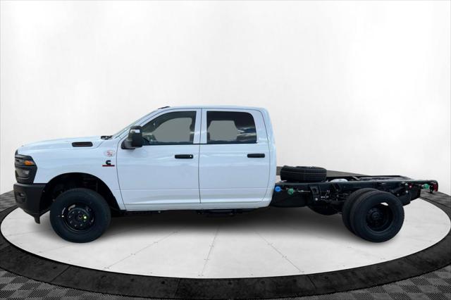 2026 RAM Ram 3500 Chassis Cab RAM 3500 TRADESMAN CREW CAB CHASSIS 4X2 60 CA 2026 RAM Ram 3500 Chassis Cab RAM 3500 TRADESMAN CREW CAB CHASSIS 4X2 60 CA