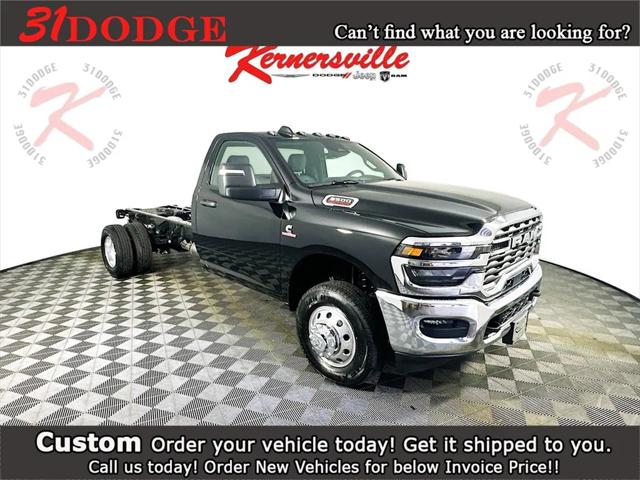 2026 RAM Ram 3500 Chassis Cab RAM 3500 TRADESMAN CHASSIS REGULAR CAB 4X4 84 CA 2026 RAM Ram 3500 Chassis Cab RAM 3500 TRADESMAN CHASSIS REGULAR CAB 4X4 84 CA
