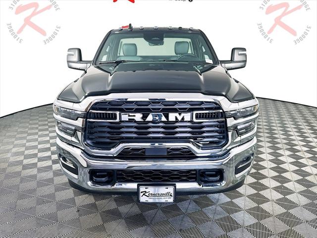 2026 RAM Ram 3500 Chassis Cab RAM 3500 TRADESMAN CHASSIS REGULAR CAB 4X4 84 CA 2026 RAM Ram 3500 Chassis Cab RAM 3500 TRADESMAN CHASSIS REGULAR CAB 4X4 84 CA