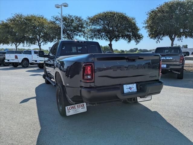 2026 RAM Ram 3500 RAM 3500 TRADESMAN CREW CAB 4X4 8 BOX