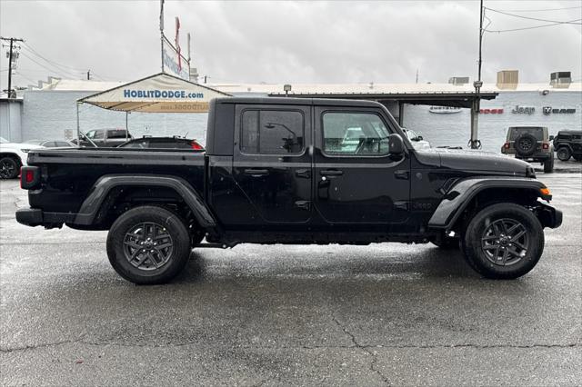 2025 Jeep Gladiator GLADIATOR SPORT S 4X4 2025 Jeep Gladiator GLADIATOR SPORT S 4X4