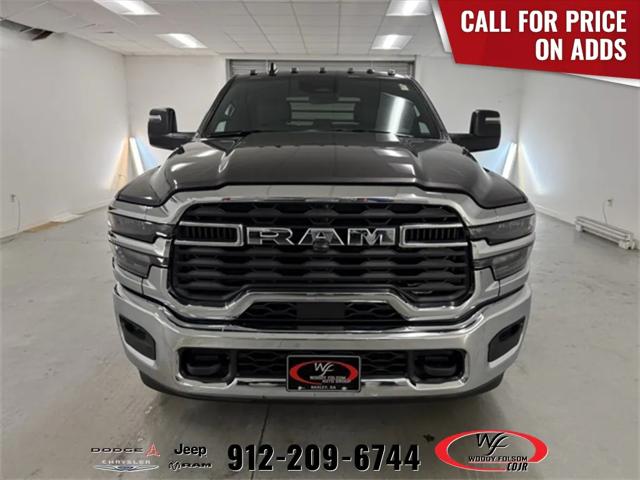 2026 RAM Ram 3500 Chassis Cab RAM 3500 TRADESMAN CREW CAB CHASSIS 4X4 60 CA 2026 RAM Ram 3500 Chassis Cab RAM 3500 TRADESMAN CREW CAB CHASSIS 4X4 60 CA