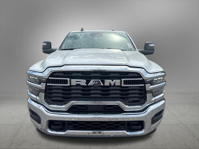 2026 RAM Ram 3500 RAM 3500 TRADESMAN CREW CAB 4X4 8 BOX