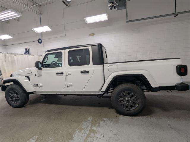 2025 Jeep Gladiator GLADIATOR SPORT S 4X4