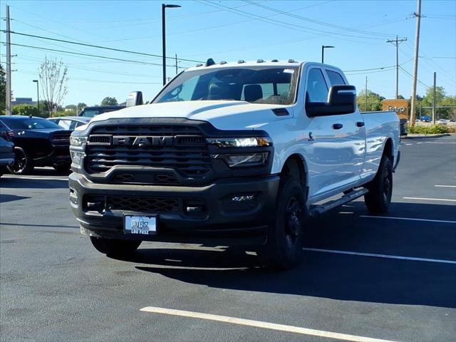 2026 RAM Ram 3500 RAM 3500 TRADESMAN CREW CAB 4X4 8 BOX