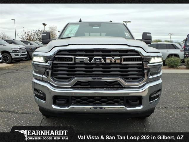 2026 RAM Ram 3500 RAM 3500 TRADESMAN CREW CAB 4X4 8 BOX