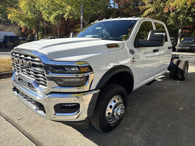 2026 RAM Ram 3500 Chassis Cab RAM 3500 TRADESMAN CREW CAB CHASSIS 4X4 60 CA 2026 RAM Ram 3500 Chassis Cab RAM 3500 TRADESMAN CREW CAB CHASSIS 4X4 60 CA