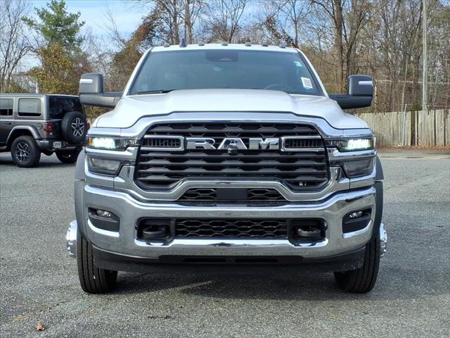 2026 RAM Ram 5500 Chassis Cab RAM 5500 TRADESMAN CHASSIS REGULAR CAB 4X4 108 CA