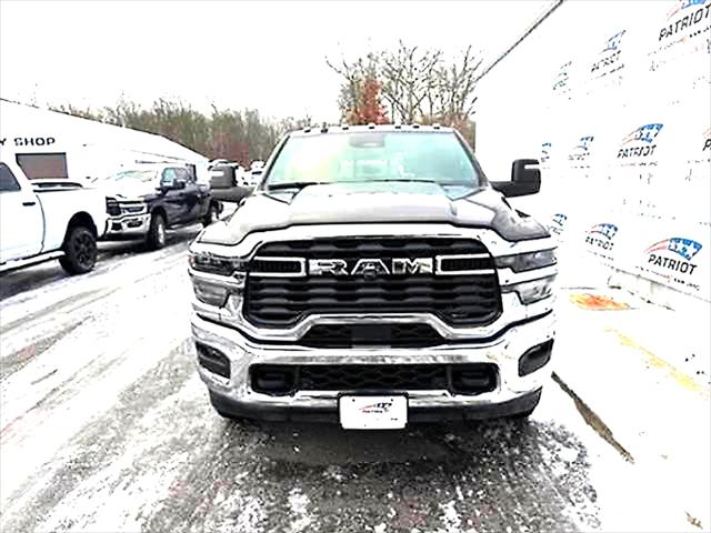 2026 RAM Ram 2500 RAM 2500 TRADESMAN CREW CAB 4X4 64 BOX 2026 RAM Ram 2500 RAM 2500 TRADESMAN CREW CAB 4X4 64 BOX