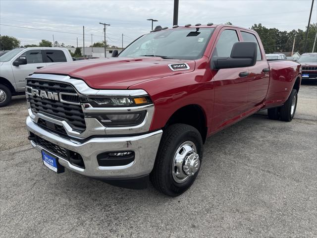 2026 RAM Ram 3500 RAM 3500 TRADESMAN CREW CAB 4X4 8 BOX