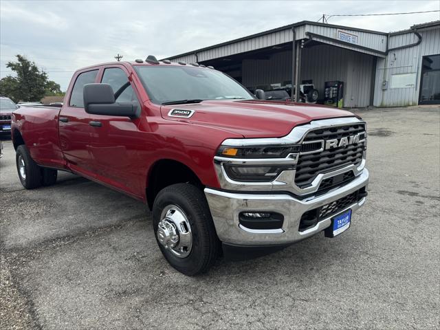 2026 RAM Ram 3500 RAM 3500 TRADESMAN CREW CAB 4X4 8 BOX