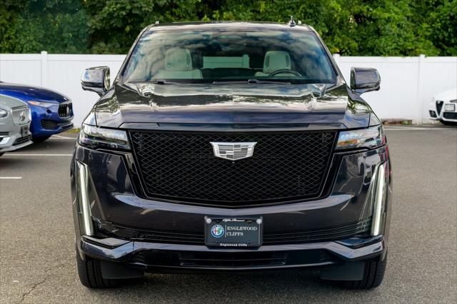 2023 Cadillac Escalade ESV 4WD Sport
