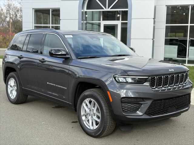 2025 Jeep Grand Cherokee GRAND CHEROKEE LAREDO X 4X4 2025 Jeep Grand Cherokee GRAND CHEROKEE LAREDO X 4X4
