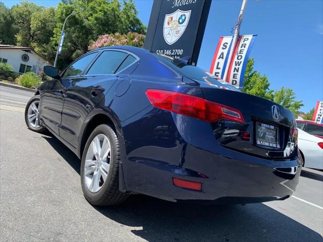 2013 Acura ILX 2.0L