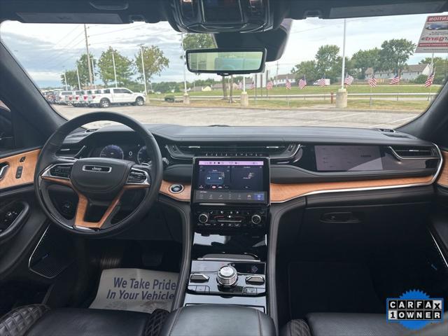 2022 Jeep Grand Cherokee Summit Reserve 4x4 2022 Jeep Grand Cherokee Summit Reserve 4x4